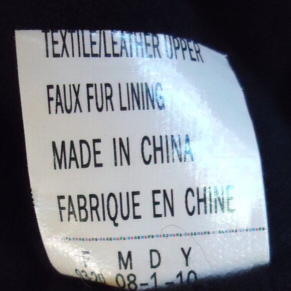 SIZE 7.5. Skechers Australia black knit ankle boots - Picture 9 of 16